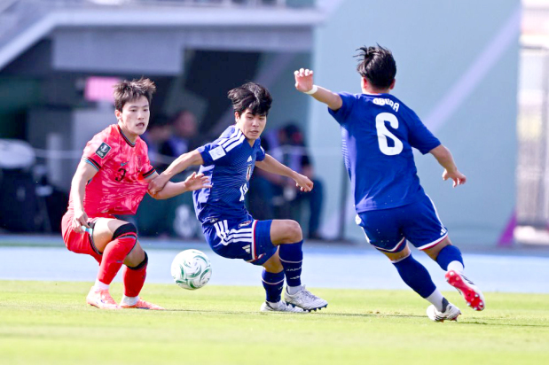 Japan to face China in final